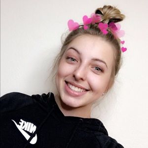 Meet your Posher, Haley